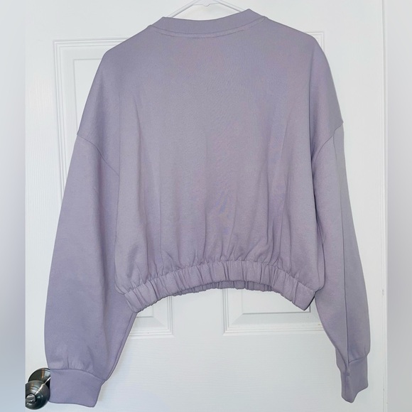 Levi’s cropped sweater (M) - Picture 5 of 9